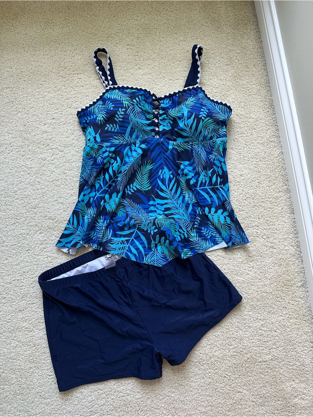 Blue Tropical Print Tankini Set with Navy Swim Shorts - Picture 4 of 4